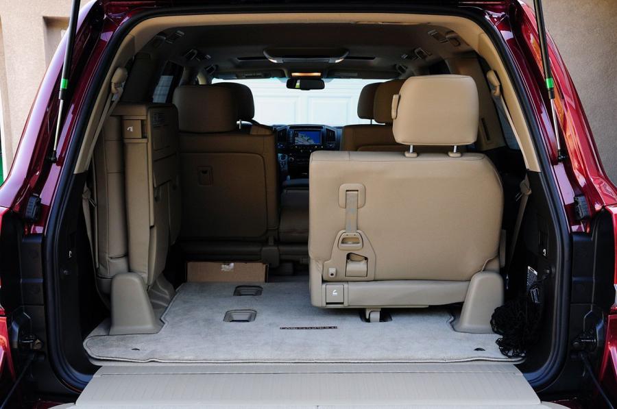  Toyota Land Cruiser 2011 года  (фото 9 из 56)